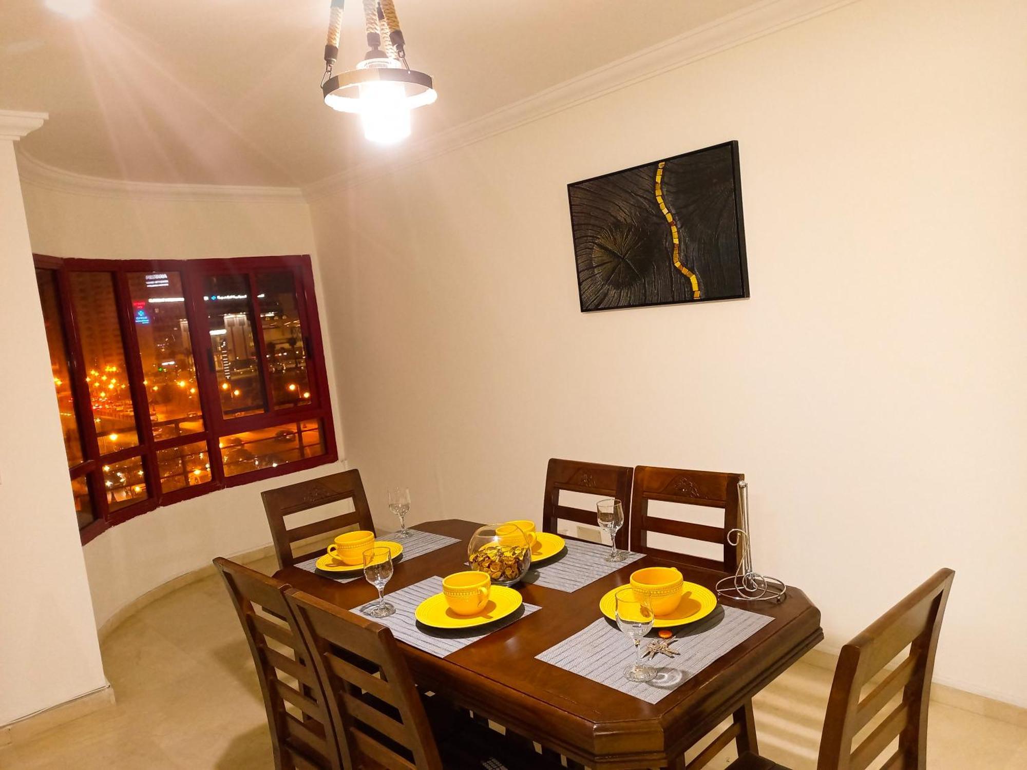 Amazing Appartement " Avec Climatisation " Au Centre Ville En Face Hilton & Gare Train De Tgv De Tanger 2N Buitenkant foto